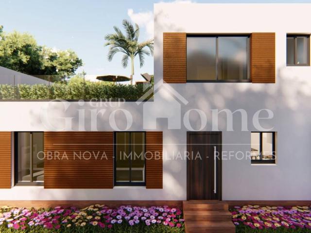 Casa chalet en Venta en Eixample Nord