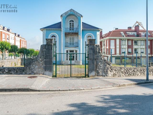 Casa chalet en Venta en El Astillero