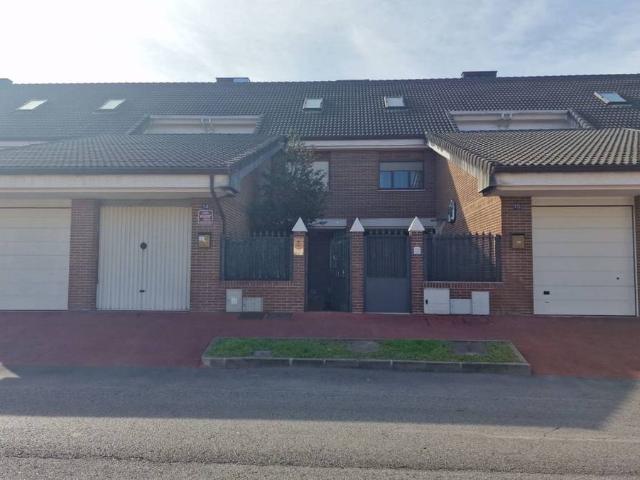 Casa chalet en Venta en El Astillero