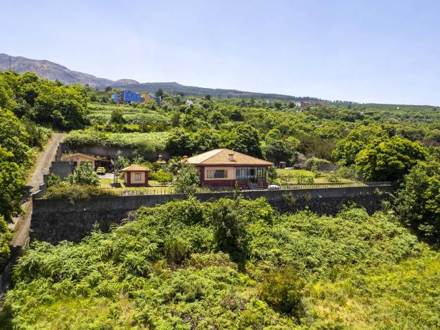 Casa chalet en Venta en El Bebedero Pinolere Aguamansa