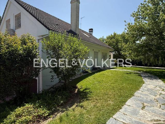 Casa chalet en Venta en El Bosque