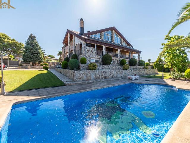 Casa chalet en Venta en El Bosque