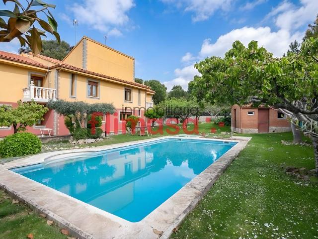 Casa chalet en Venta en El Bosque