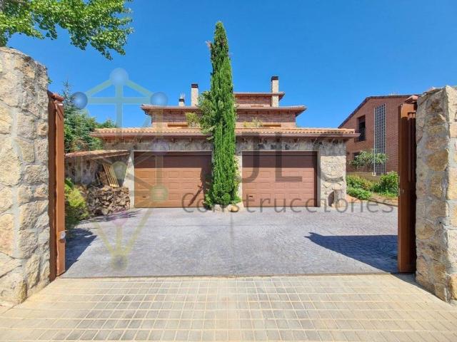 Casa chalet en Venta en El Casar