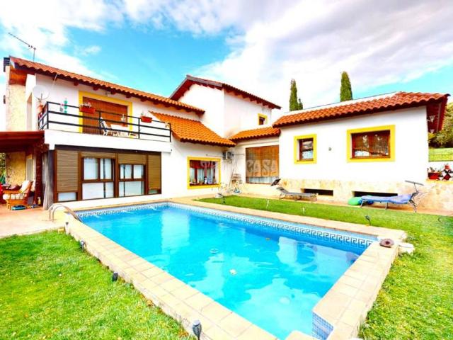 Casa chalet en Venta en El Casar