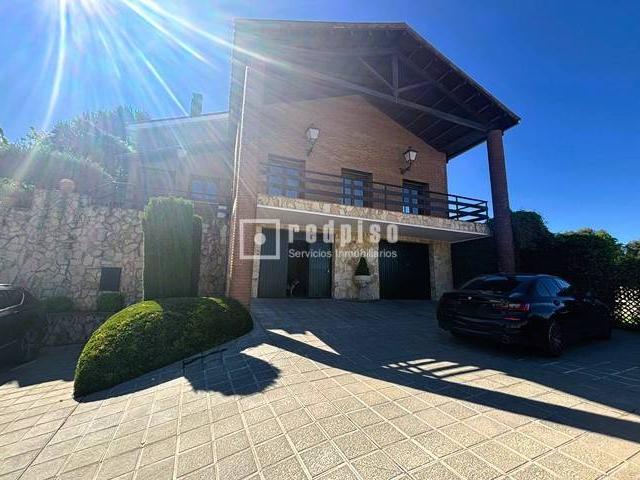 Casa chalet en Venta en El Clavín Valdeluz