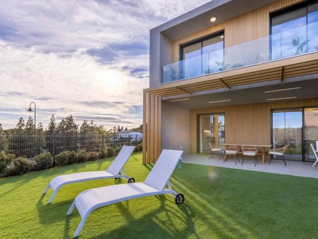 Casa chalet en Venta en El Faro de Calaburra Chaparral