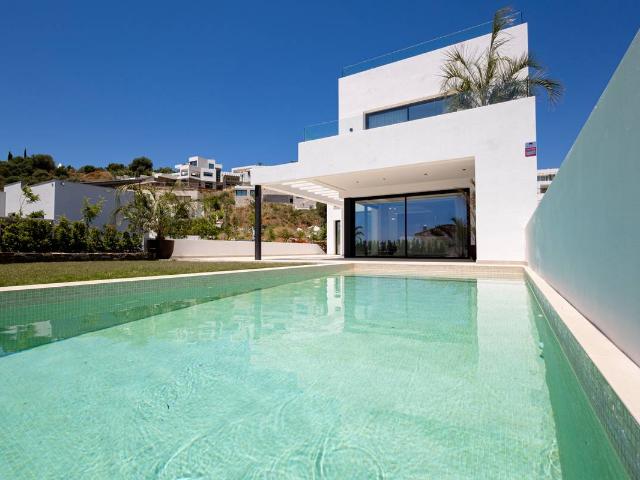 Casa chalet en Venta en El Faro de Calaburra Chaparral