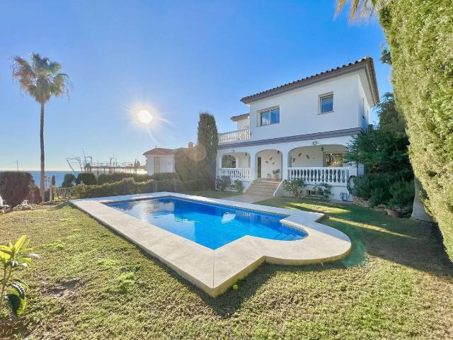 Casa chalet en Venta en El Faro de Calaburra Chaparral