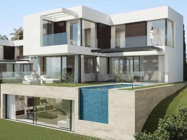 Casa chalet en Venta en El Faro de Calaburra Chaparral