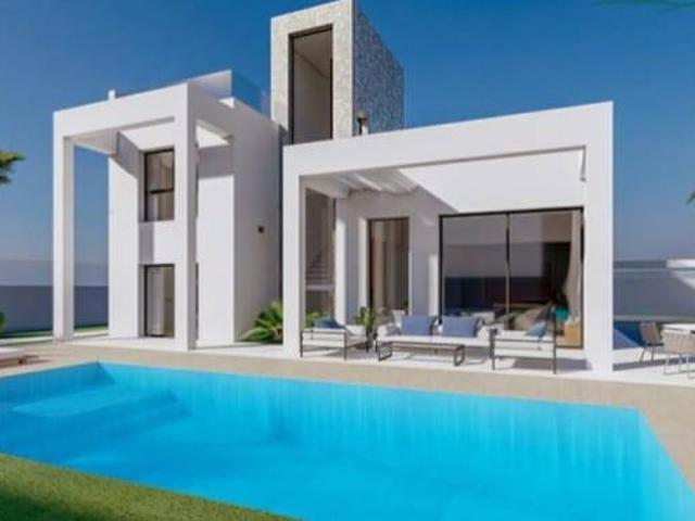 Casa chalet en Venta en El Faro de Calaburra Chaparral