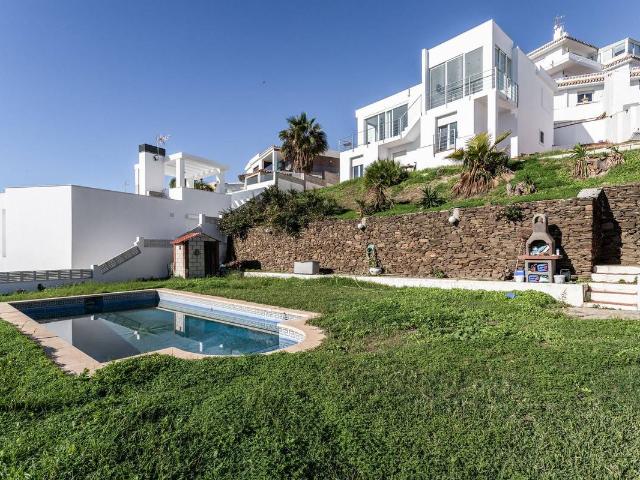 Casa chalet en Venta en El Faro de Calaburra Chaparral