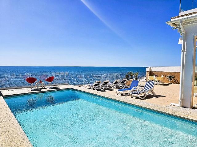 Casa chalet en Venta en El Faro de Calaburra Chaparral