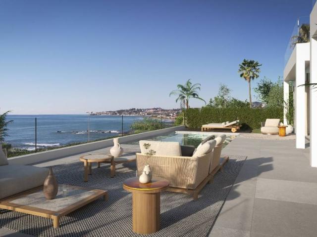 Casa chalet en Venta en El Faro de Calaburra Chaparral