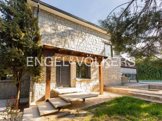 Casa chalet en Venta en El Guijo Colonia España