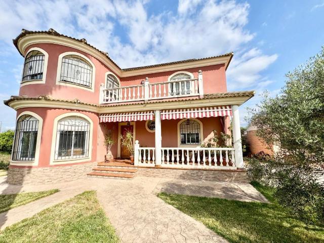 Casa chalet en Venta en El Higuerón