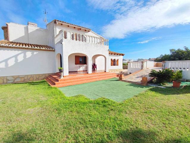 Casa chalet en Venta en El Marenyet