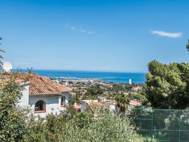 Casa chalet en Venta en El Montgó