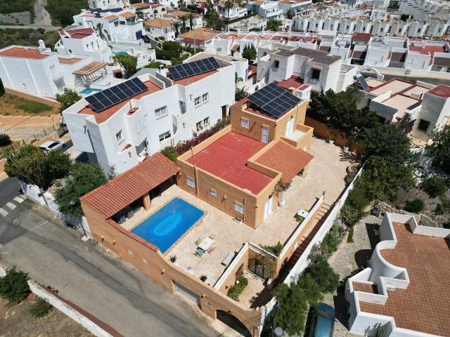 Casa chalet en Venta en El Palmeral