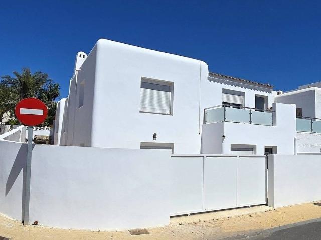 Casa chalet en Venta en El Palmeral