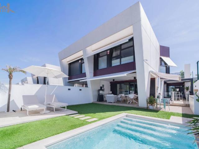 Casa chalet en Venta en El Pastel