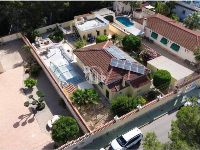 Casa chalet en Venta en El Pinar de Campoverde