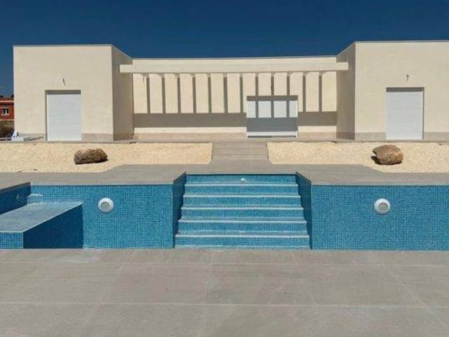 Casa chalet en Venta en El Pinós / Pinoso