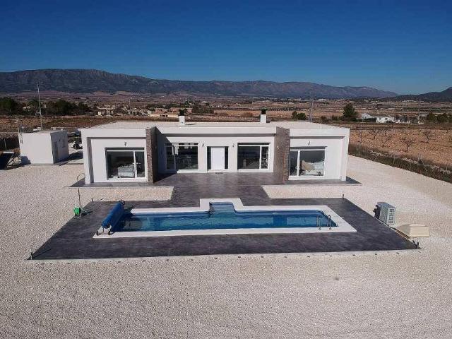 Casa chalet en Venta en El Pinós / Pinoso