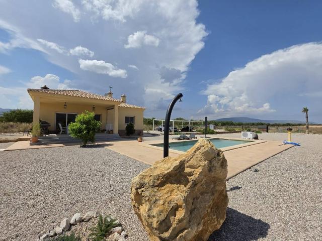 Casa chalet en Venta en El Pinós / Pinoso