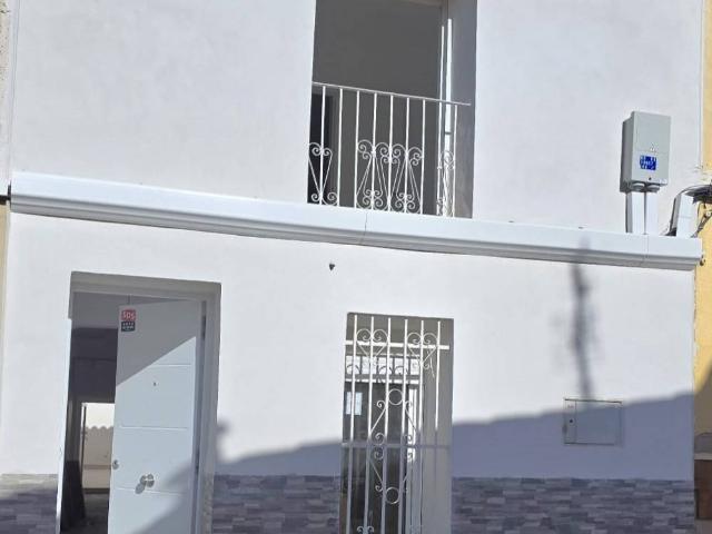 Casa chalet en Venta en El Pinós / Pinoso