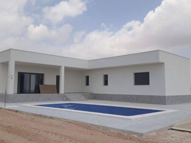 Casa chalet en Venta en El Pinós / Pinoso