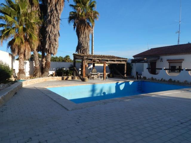 Casa chalet en Venta en El Pilar