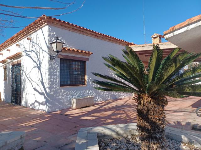Casa chalet en Venta en El Pilar