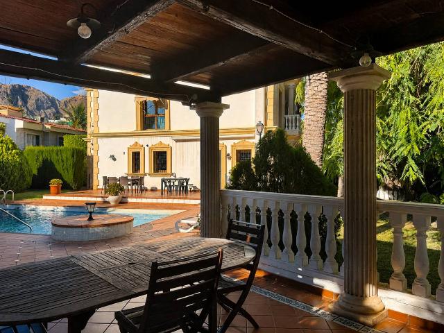 Casa chalet en Venta en El Puerto