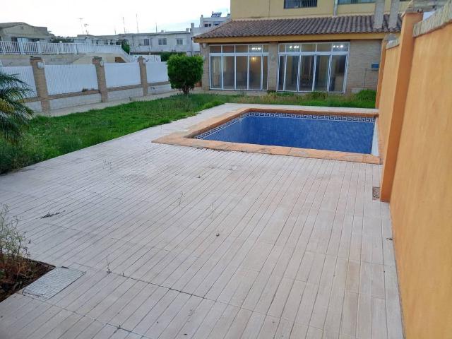 Casa chalet en Venta en El Raal