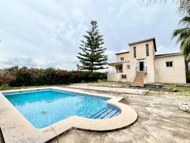 Casa chalet en Venta en El Ràfol d'Almúnia