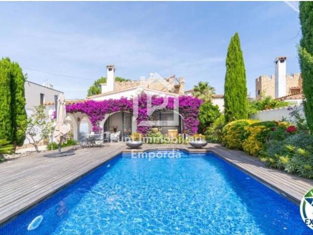 Casa chalet en Venta en Els Grecs Mas Oliva