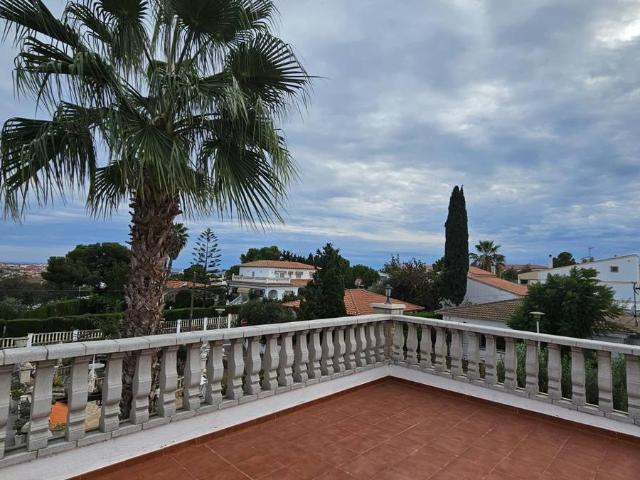 Casa chalet en Venta en Els Masos Els Garrofers