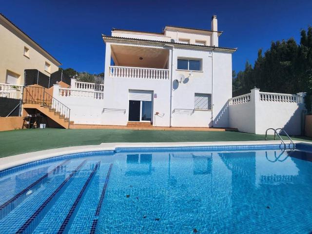 Casa chalet en Venta en Els Masos Els Garrofers