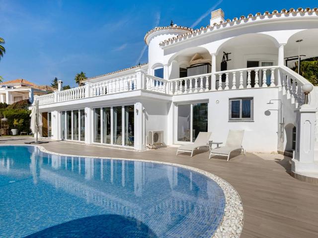 Casa chalet en Venta en Elviria