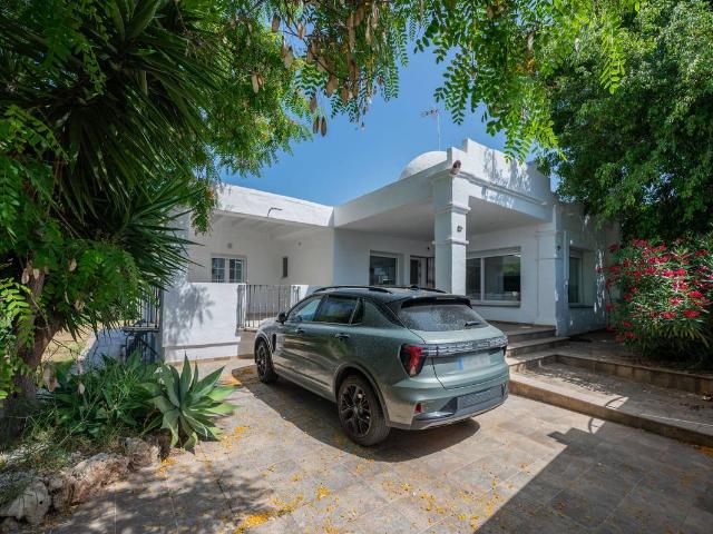 Casa chalet en Venta en Elviria