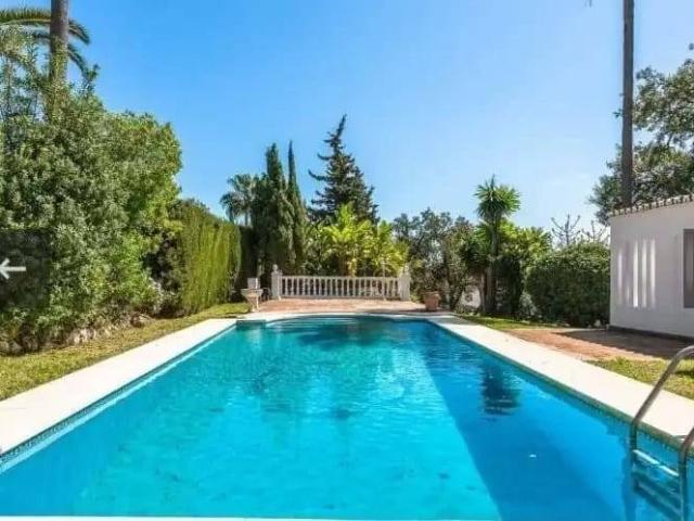 Casa chalet en Venta en Elviria