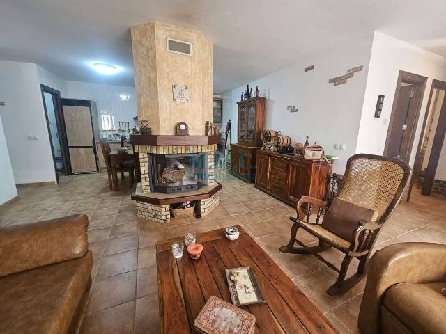 Casa chalet en Venta en Enix