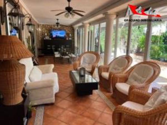 Casa chalet en Venta en Ensanche Franciscanos