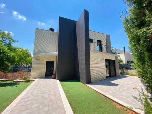 Casa chalet en Venta en Ensanche Río Júcar