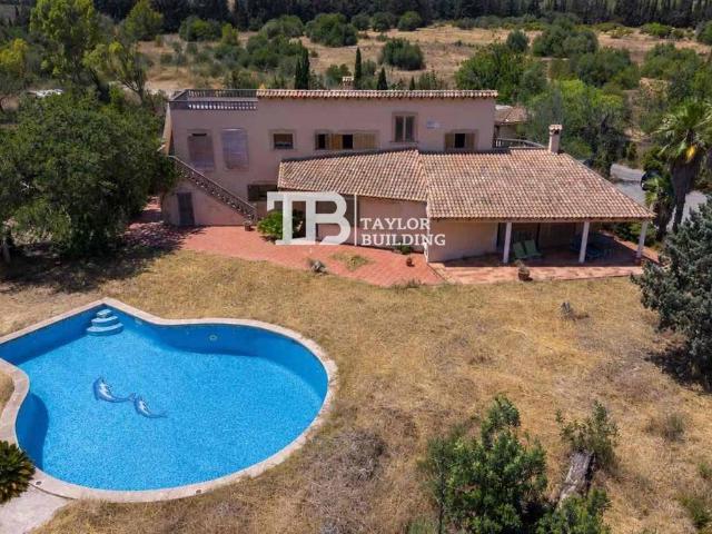 Casa chalet en Venta en Es Garrovers