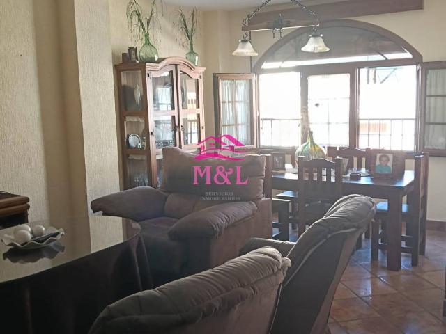 Casa chalet en Venta en Esparragalejo