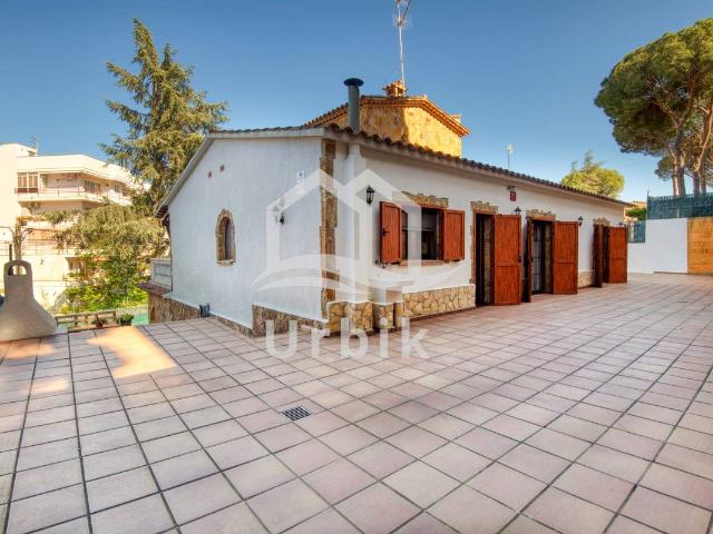 Casa chalet en Venta en Fenals