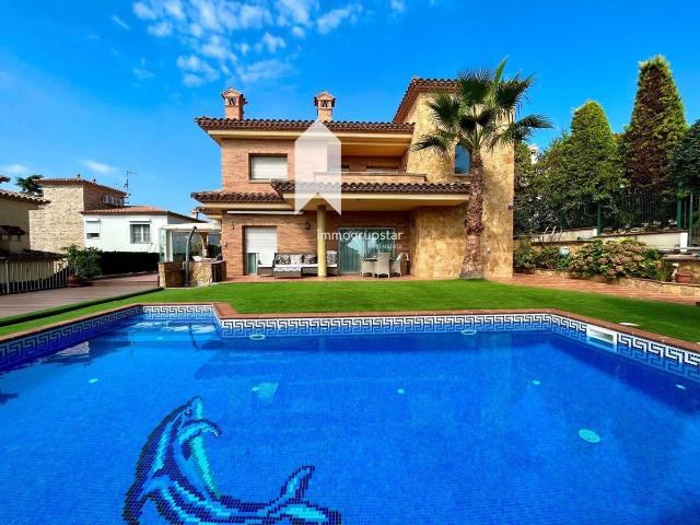 Casa chalet en Venta en Fenals