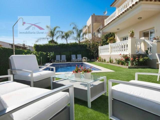 Casa chalet en Venta en Fenals